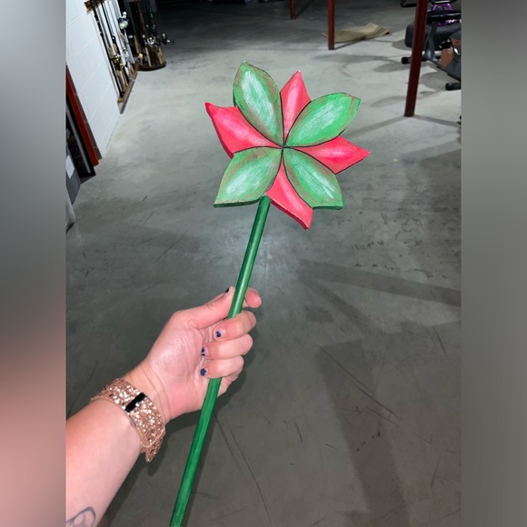 POINSETTIA STICK - Picture 3 of 3